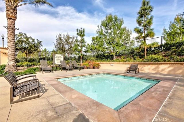 107 Mayfair, Irvine, CA 92620