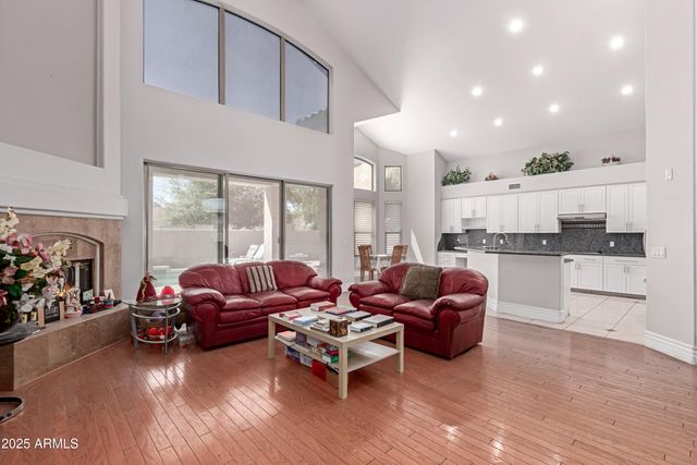 5811 W IRMA Lane, Glendale, AZ 85308