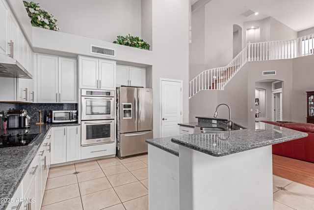 5811 W IRMA Lane, Glendale, AZ 85308