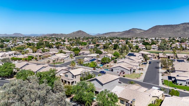 5811 W IRMA Lane, Glendale, AZ 85308