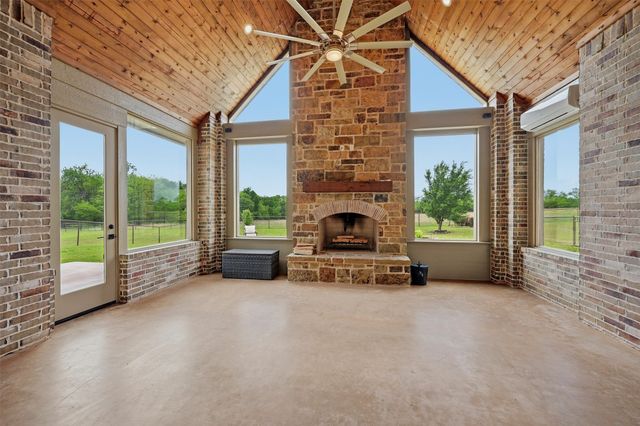 1420 W Shepherd Drive, Sherman, TX 75092
