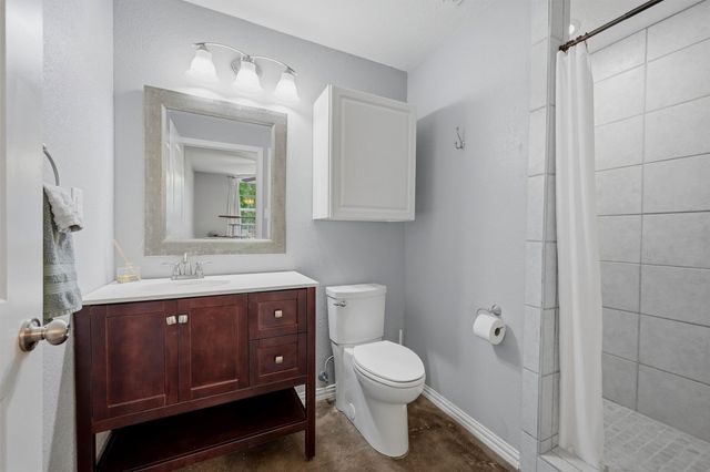 1420 W Shepherd Drive, Sherman, TX 75092