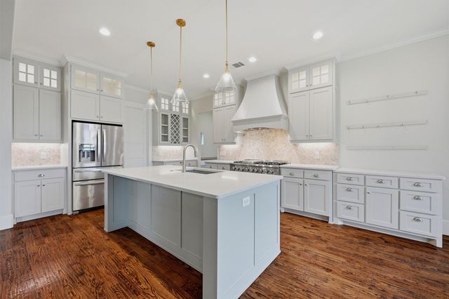 1420 W Shepherd Drive, Sherman, TX 75092