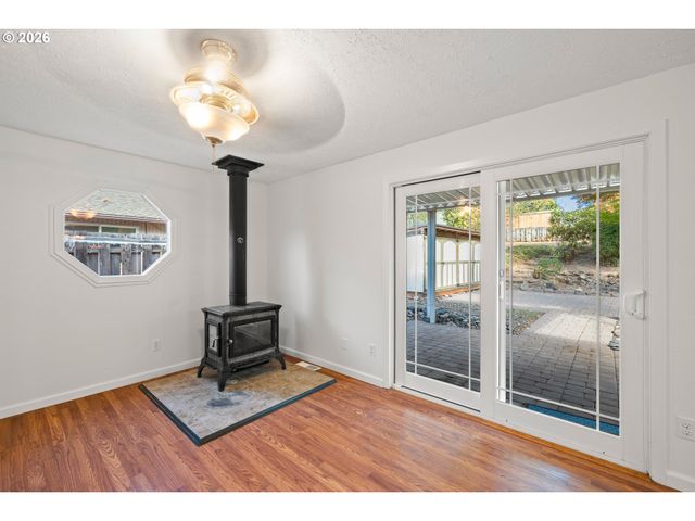 4495 Se CHELSEA St, Milwaukie, OR 97222