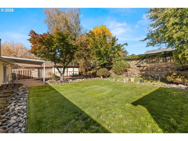 4495 Se CHELSEA St, Milwaukie, OR 97222