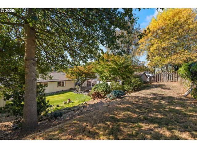 4495 Se CHELSEA St, Milwaukie, OR 97222