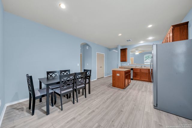 3823 Amber Chase, San Antonio, TX 78245