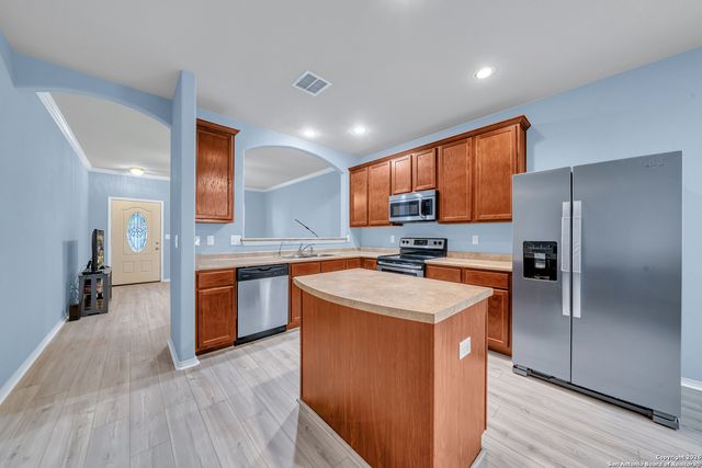 3823 Amber Chase, San Antonio, TX 78245