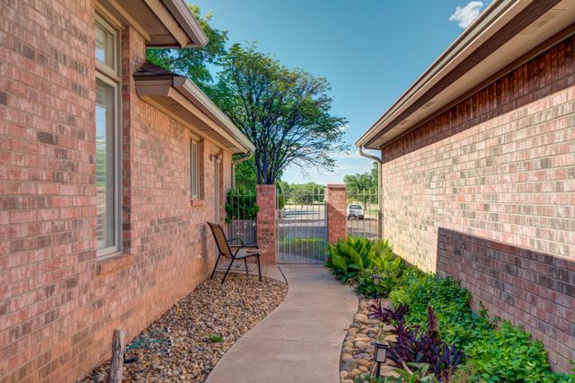 3215 63rd Street, Lubbock, TX 79413