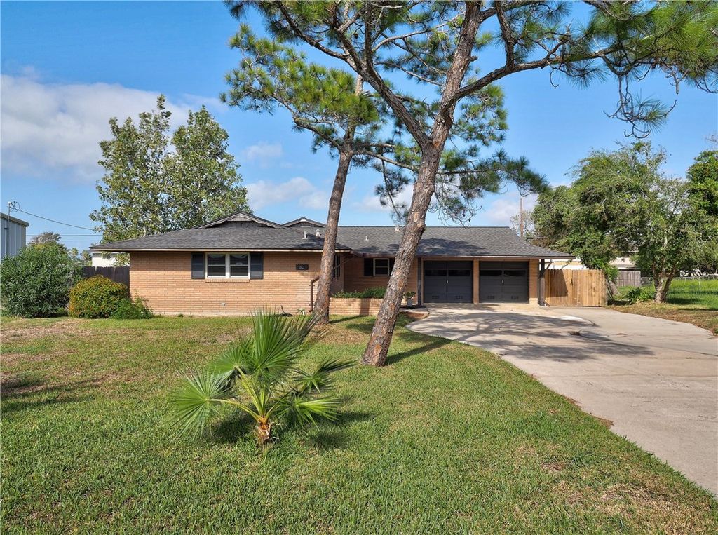 161 Sunset, Ingleside, TX 78362