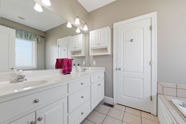 7141 Old Zion Rd, Columbia, TN 38401