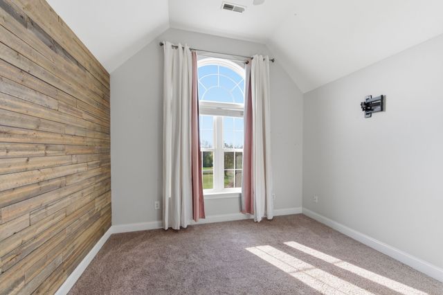 7141 Old Zion Rd, Columbia, TN 38401