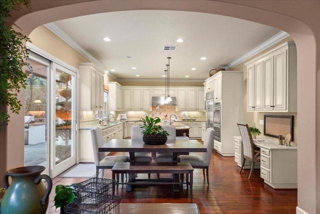 6617 Broadacres Drive, San Jose, CA 95120