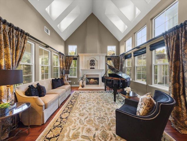 6617 Broadacres Drive, San Jose, CA 95120