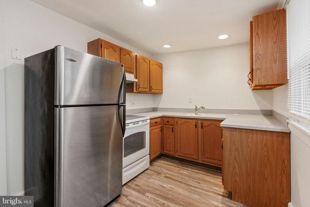 27 E BEL AIR AVE, Aberdeen, MD 21001