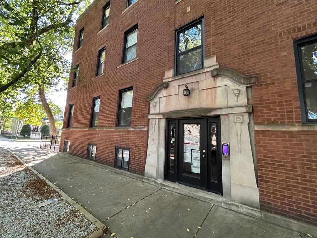 4636 N Hamilton Avenue 1, Chicago, IL 60625