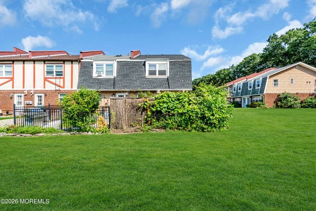 95 Briar Mills Drive 95, Brick, NJ 08724