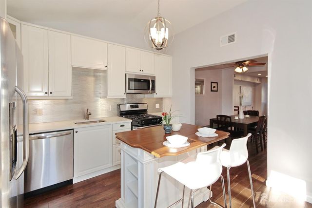 41 2 Avenue, Garwood, NJ 07027