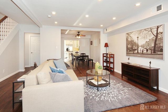 41 2 Avenue, Garwood, NJ 07027