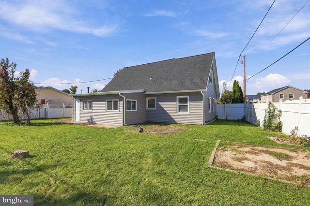 86 MEDFORD LN, Willingboro, NJ 08046