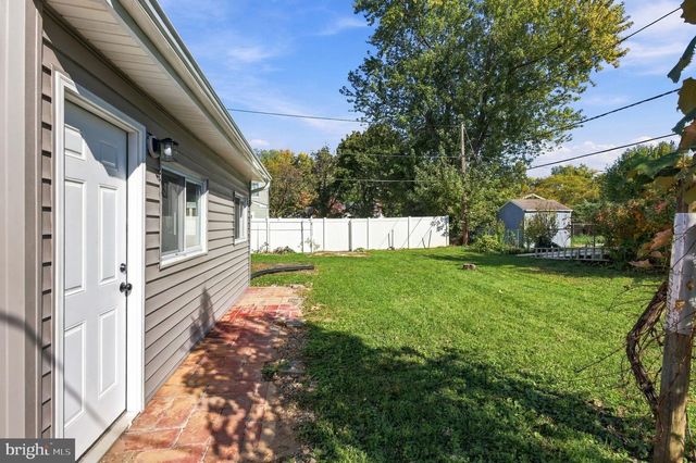 86 MEDFORD LN, Willingboro, NJ 08046