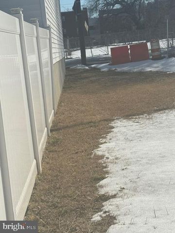 1032 44TH ST NE, Washington, DC 20019