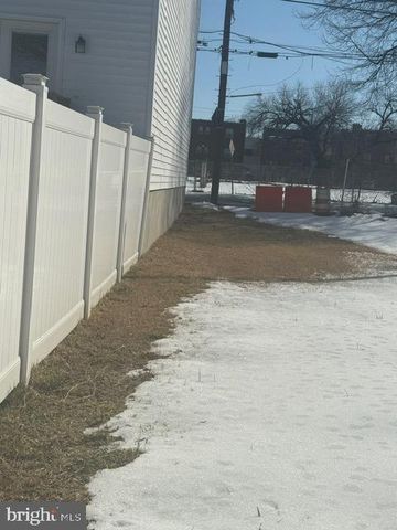 1032 44TH ST NE, Washington, DC 20019