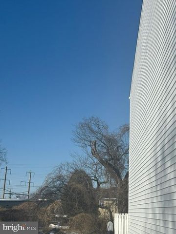 1032 44TH ST NE, Washington, DC 20019