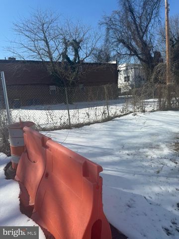 1032 44TH ST NE, Washington, DC 20019