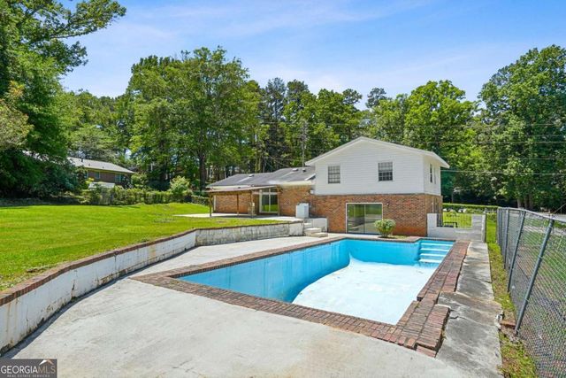1268 S Indian Creek, Stone Mountain, GA 30083