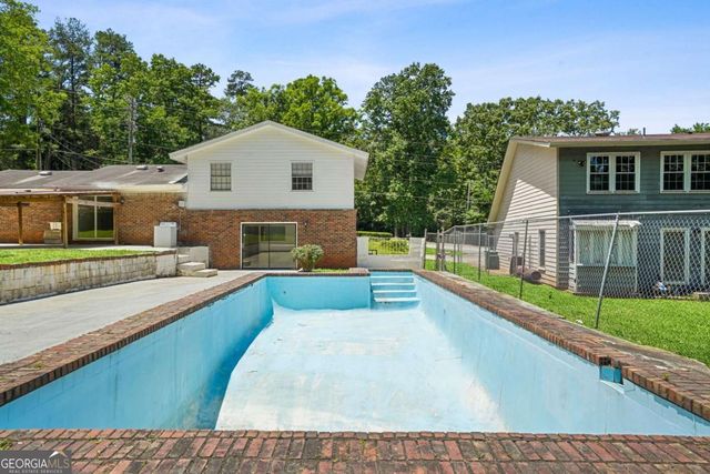 1268 S Indian Creek, Stone Mountain, GA 30083