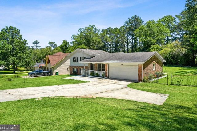 1268 S Indian Creek, Stone Mountain, GA 30083