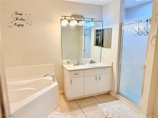 126 Zenith CIR, Fort Myers, FL 33913