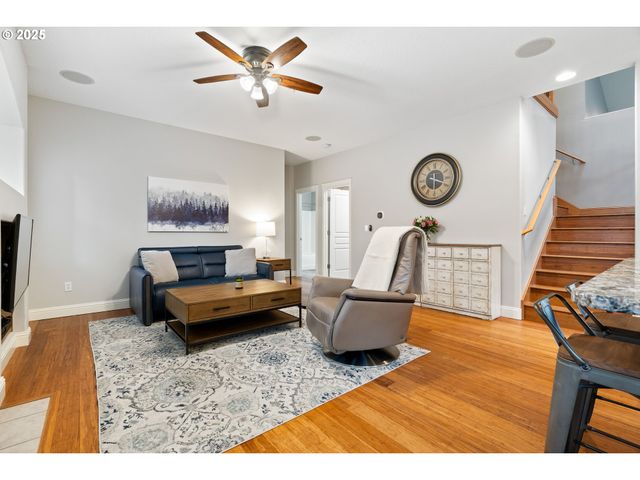 23897 Sw SANDERS Ter, Sherwood, OR 97140