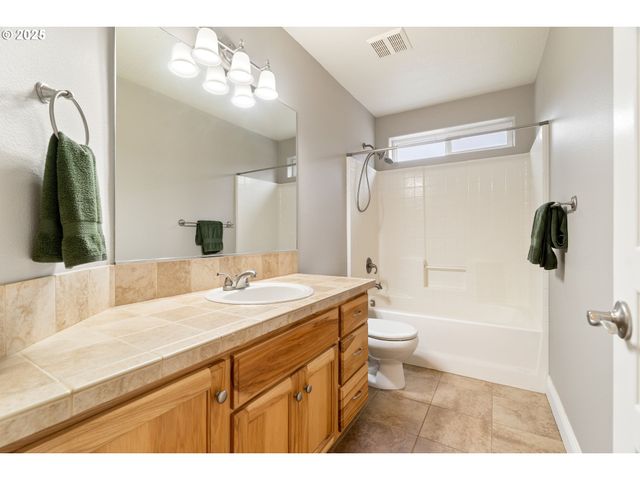 23897 Sw SANDERS Ter, Sherwood, OR 97140