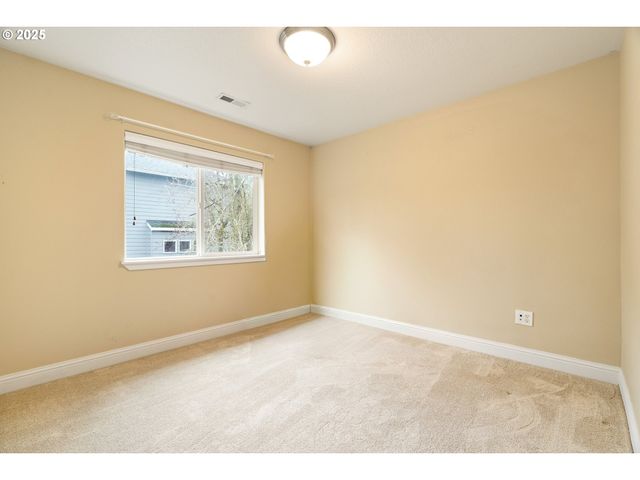 23897 Sw SANDERS Ter, Sherwood, OR 97140