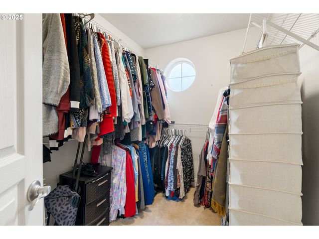 23897 Sw SANDERS Ter, Sherwood, OR 97140