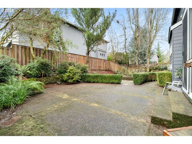 23897 Sw SANDERS Ter, Sherwood, OR 97140