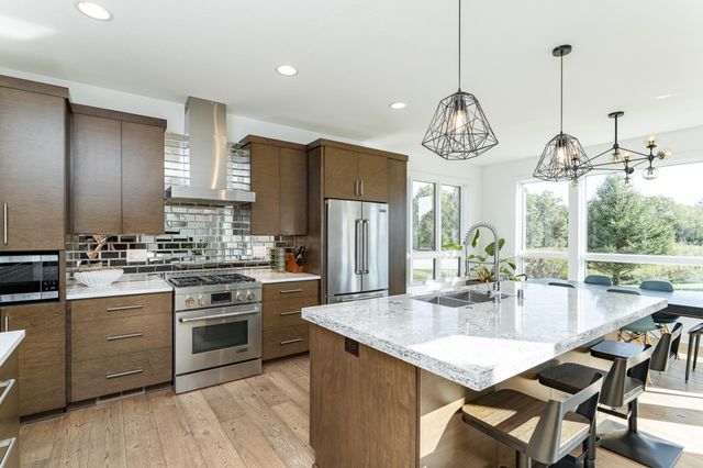 4080 Ironton Lane SW, Rochester, MN 55902