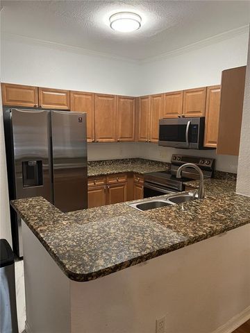 2495 LANCIEN COURT 6, Orlando, FL 32826