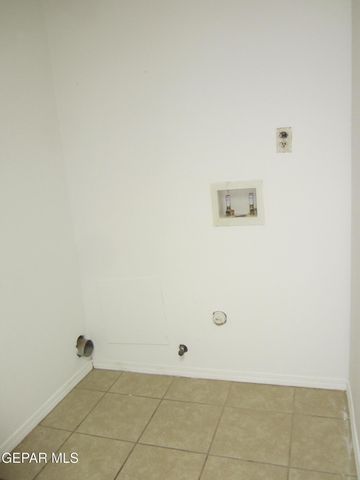 10309 Wilshire Street, El Paso, TX 79924