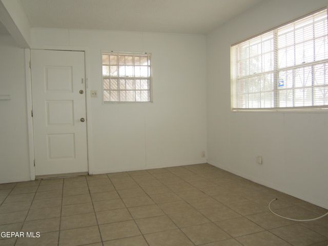 10309 Wilshire Street, El Paso, TX 79924