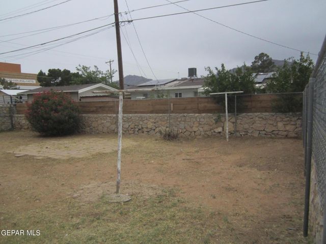 10309 Wilshire Street, El Paso, TX 79924