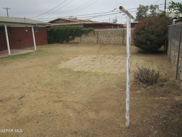 10309 Wilshire Street, El Paso, TX 79924