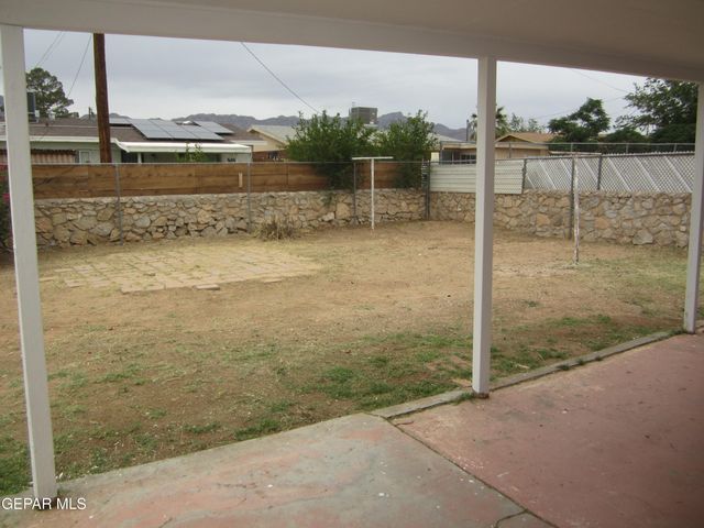 10309 Wilshire Street, El Paso, TX 79924
