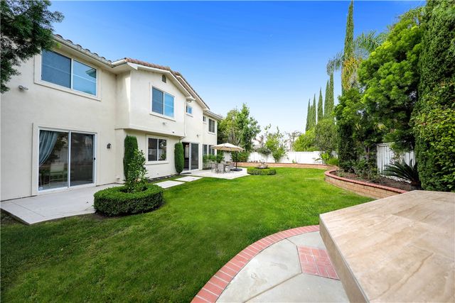 27 Vienne, Irvine, CA 92606