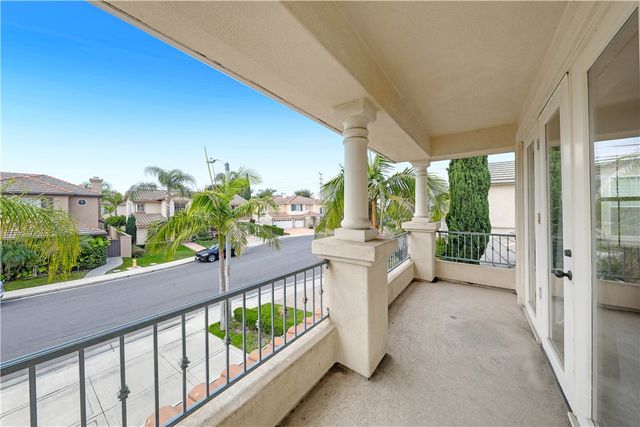 27 Vienne, Irvine, CA 92606