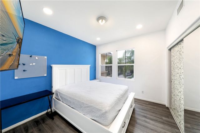 27 Vienne, Irvine, CA 92606