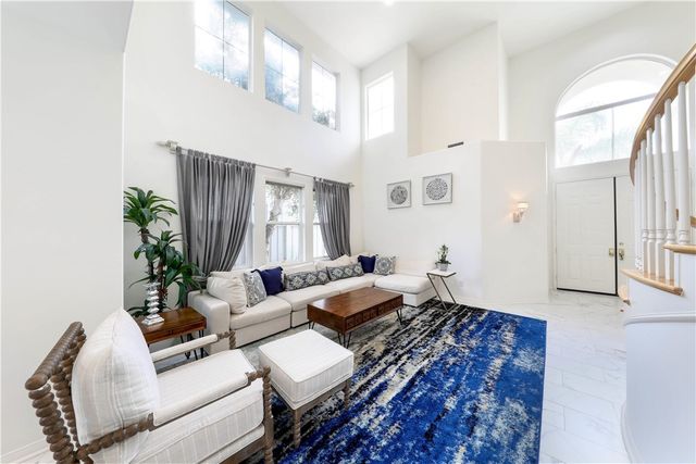 27 Vienne, Irvine, CA 92606