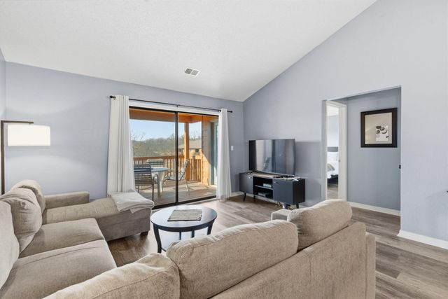 175 Avondale Drive Apt 15, Branson, MO 65616